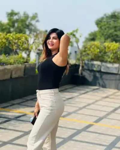 Call Girls Bhachau Cash On Delivery